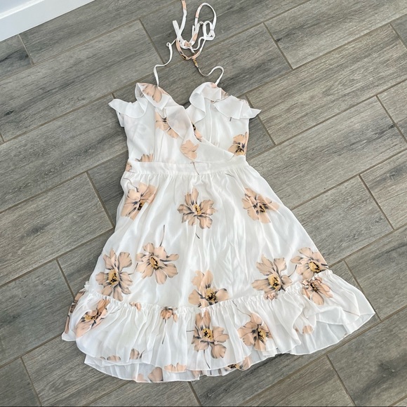 Boohoo Dresses & Skirts - Floral Sundress